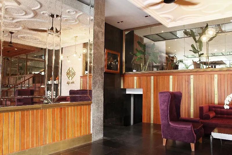 L Hotel Seminyak