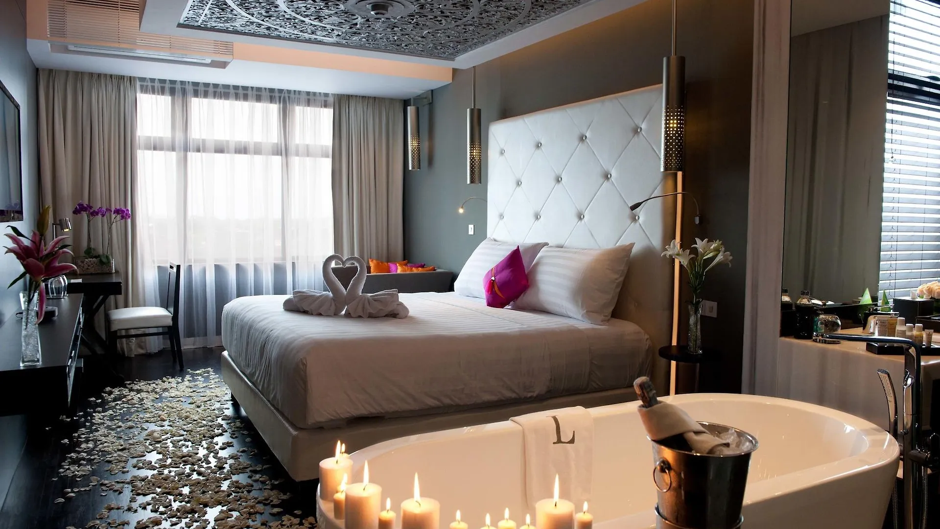 L Hotel Seminyak 4*, Семиньяк
